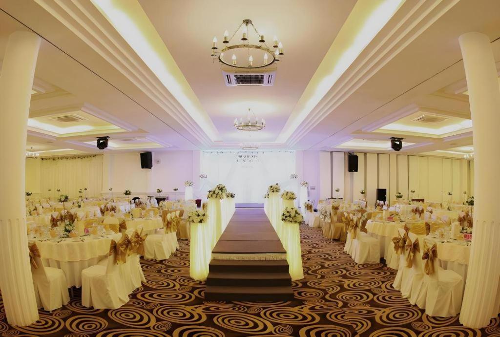 Hoa Binh Hotel Hanoi Dış mekan fotoğraf